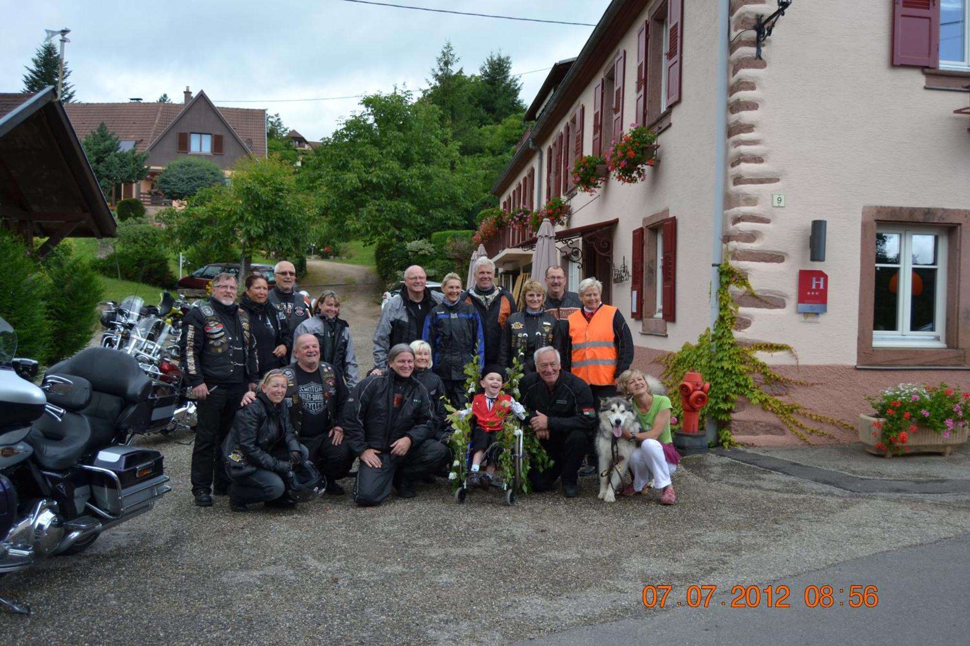 Hotel Du Haut Koenigsbourg- Entre Vignes Et Chateau Thannenkirch Bagian luar foto